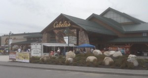 cabelas store maine
